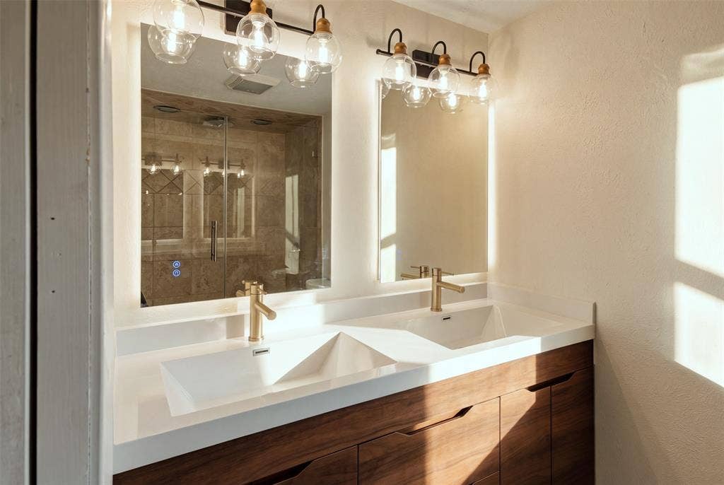 3509 Wildwood Circle, Plano, TX 75074 3509 Wildwood Circle, Plano, TX 75074