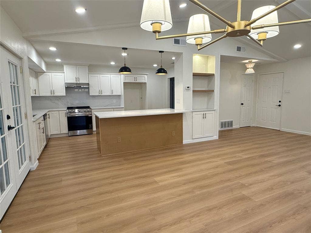 3509 Wildwood Circle, Plano, TX 75074 3509 Wildwood Circle, Plano, TX 75074