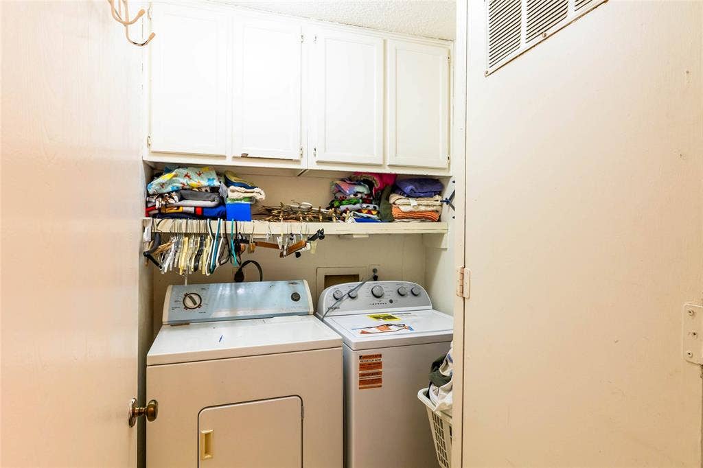 8340 Fathom Circle, #504, Austin, TX 78750 8340 Fathom Circle, #504, Austin, TX 78750