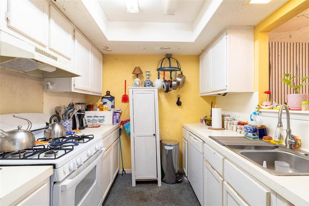 8340 Fathom Circle, #504, Austin, TX 78750 8340 Fathom Circle, #504, Austin, TX 78750