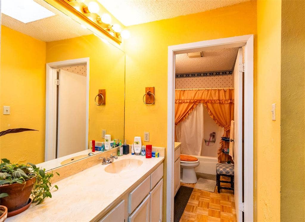 8340 Fathom Circle, #504, Austin, TX 78750 8340 Fathom Circle, #504, Austin, TX 78750
