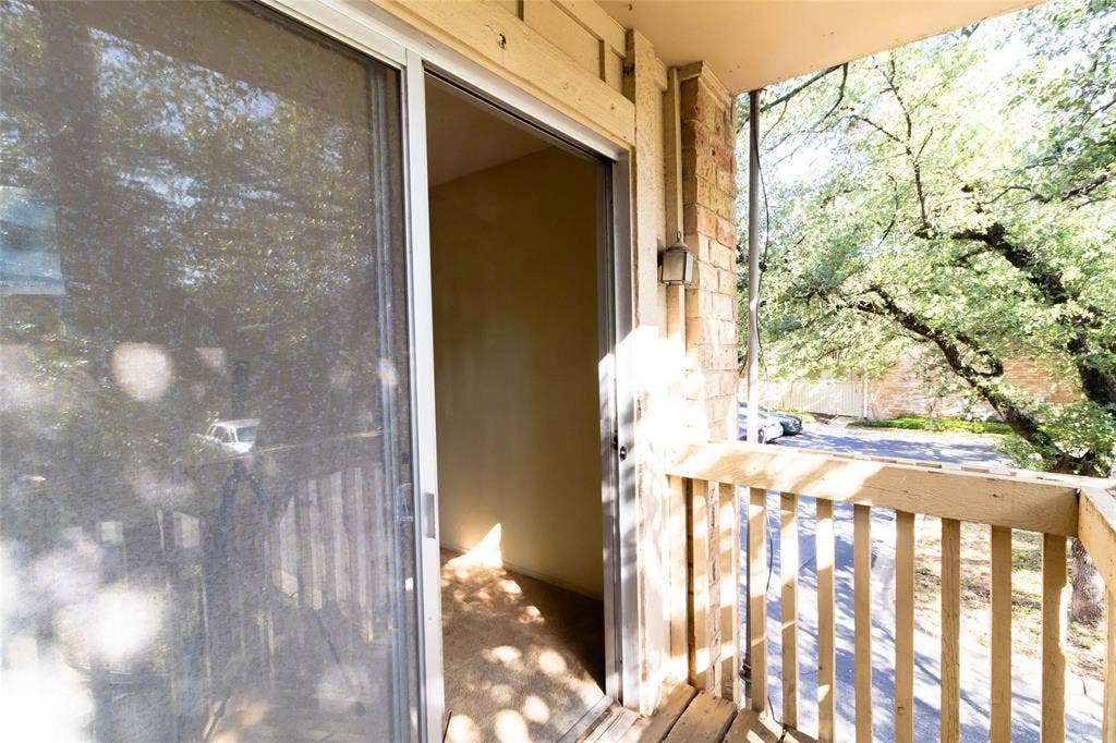 8340 Fathom Circle, #504, Austin, TX 78750 8340 Fathom Circle, #504, Austin, TX 78750