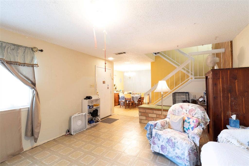 8340 Fathom Circle, #504, Austin, TX 78750 8340 Fathom Circle, #504, Austin, TX 78750