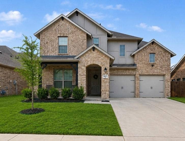 Property photo for 5621 Salt Springs Drive, Fort Worth, TX