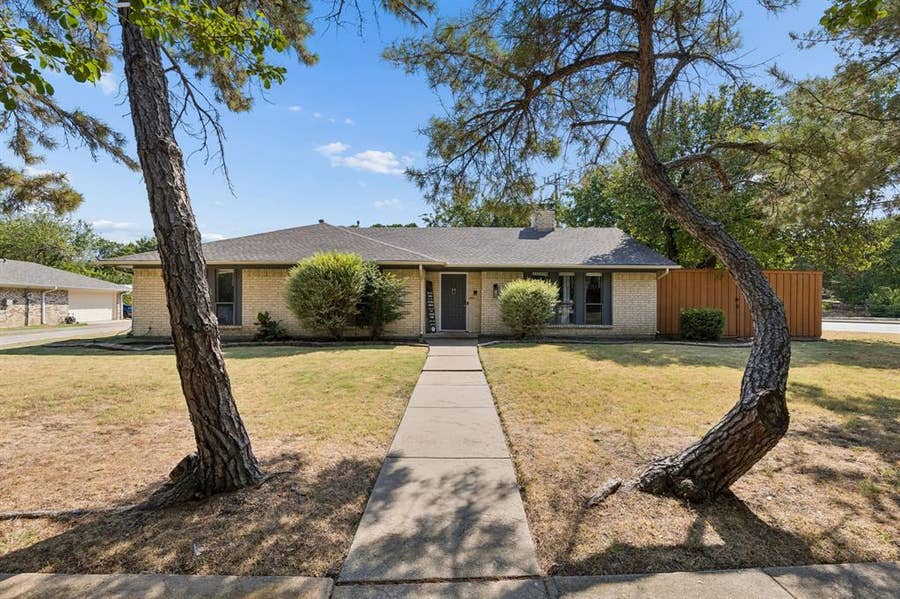Property photo for 2844 Teakwood Lane, Plano, TX