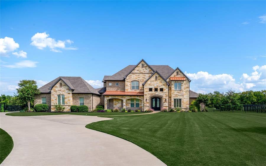 Property photo for 218 Tanner Creek Circle, Sunnyvale, TX