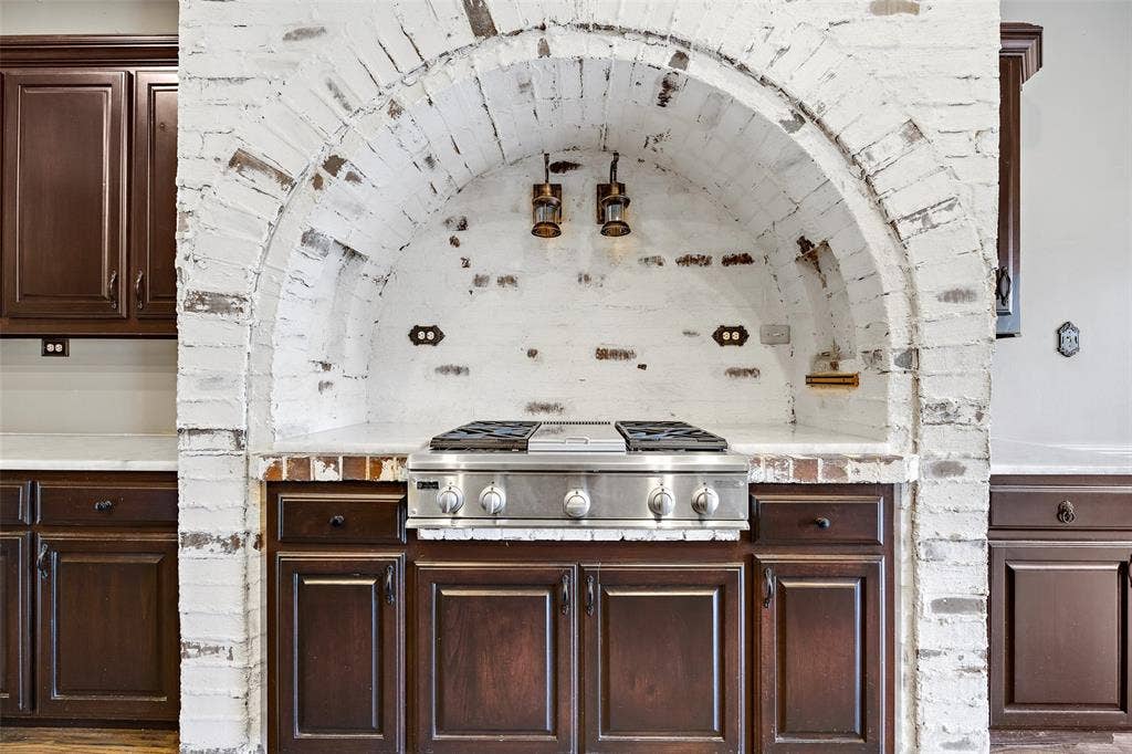 6115 Palo Pinto Avenue, Dallas, TX 75214 Kitchen