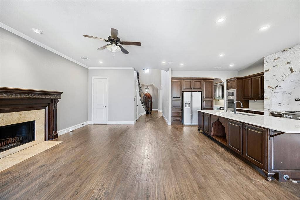 6115 Palo Pinto Avenue, Dallas, TX 75214 Living Room