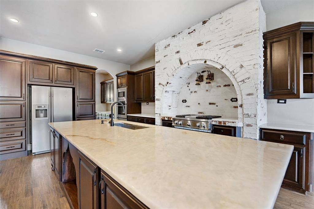 6115 Palo Pinto Avenue, Dallas, TX 75214 Kitchen