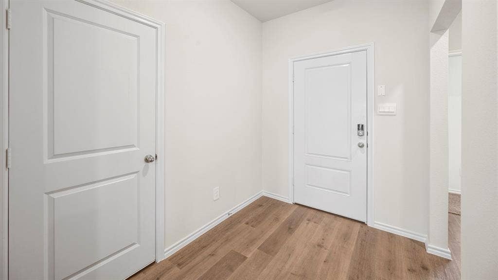 5033 Shumard Drive, Lindale, TX 75771 5033 Shumard Drive, Lindale, TX 75771