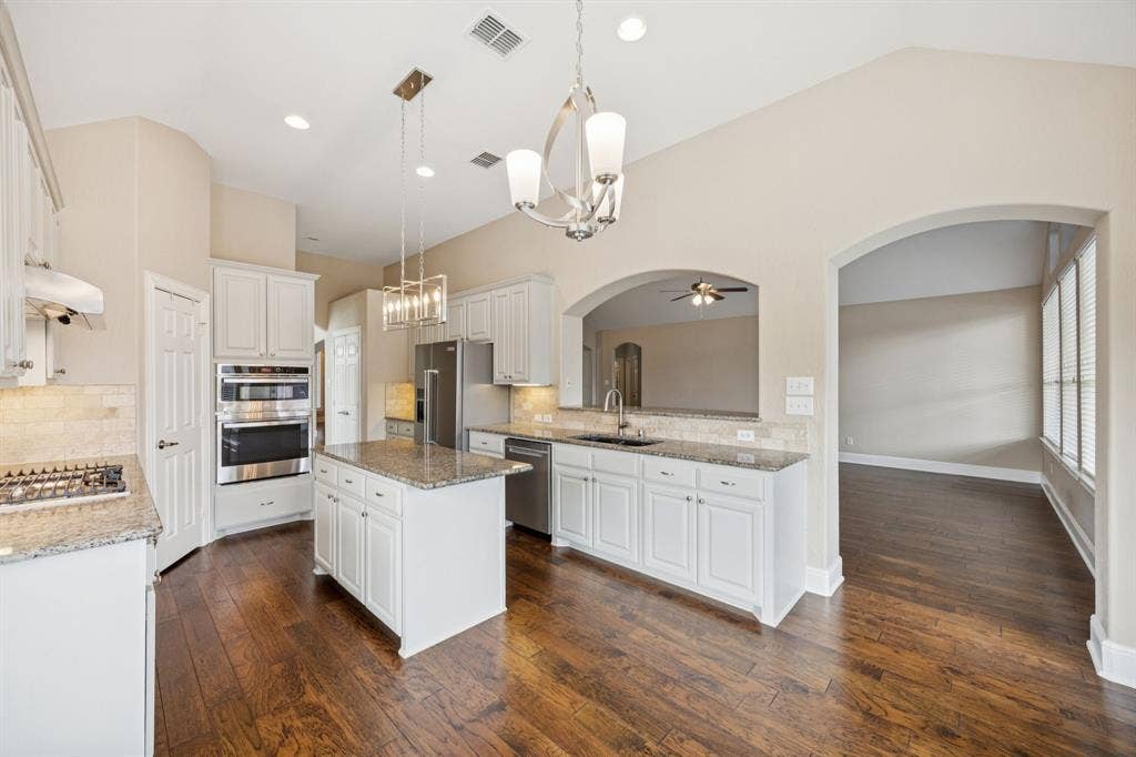 850 Wind Brook Lane, Prosper, TX 75078 850 Wind Brook Lane, Prosper, TX 75078
