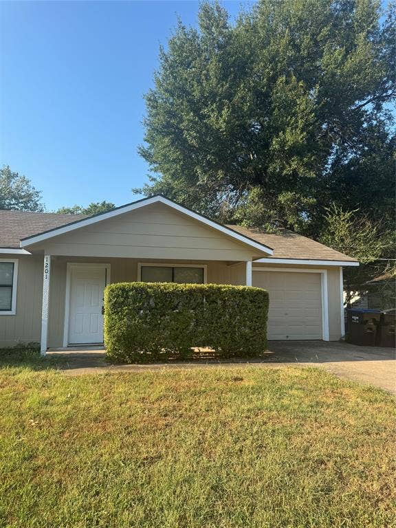 1201 Division Street, Greenville, TX 75401 1201 Division Street, Greenville, TX 75401