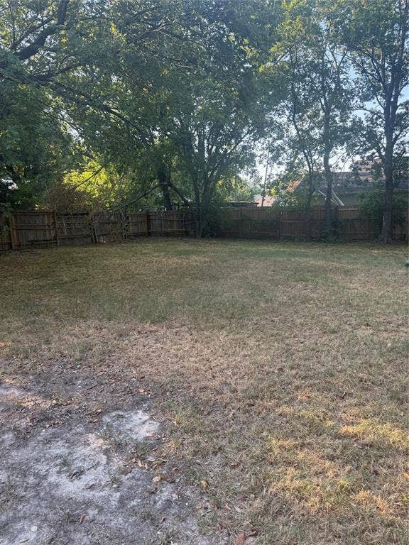 1201 Division Street, Greenville, TX 75401 1201 Division Street, Greenville, TX 75401