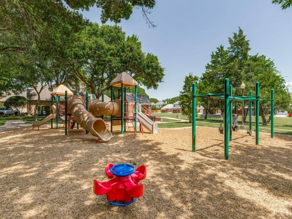 3424 Nancy Court, Plano, TX 75023 3424 Nancy Court, Plano, TX 75023
