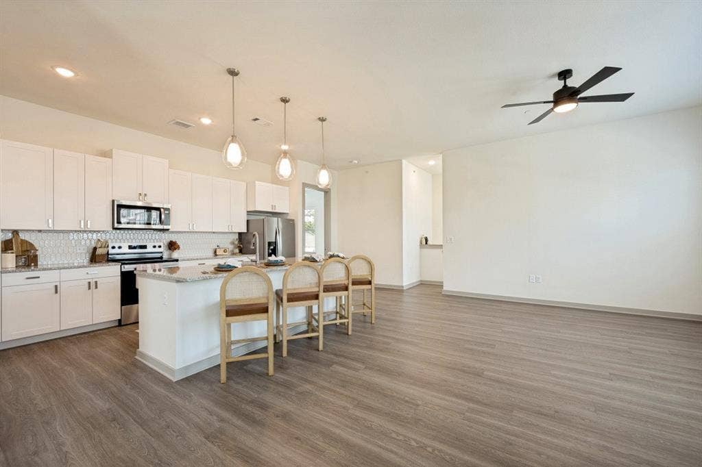 5885 Calmont Avenue, #7109, Fort Worth, TX 76107 5885 Calmont Avenue, #7109, Fort Worth, TX 76107