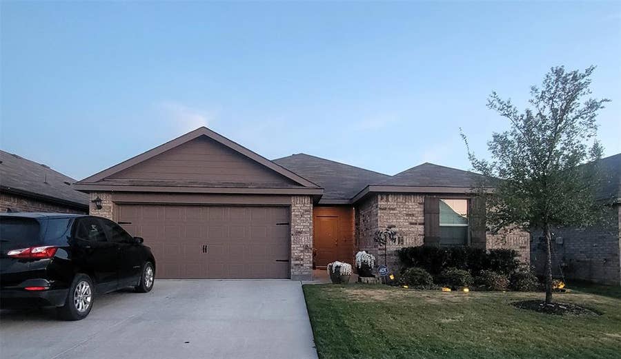 Property photo for 4153 Dublin Ridge Drive, Fort Worth, TX