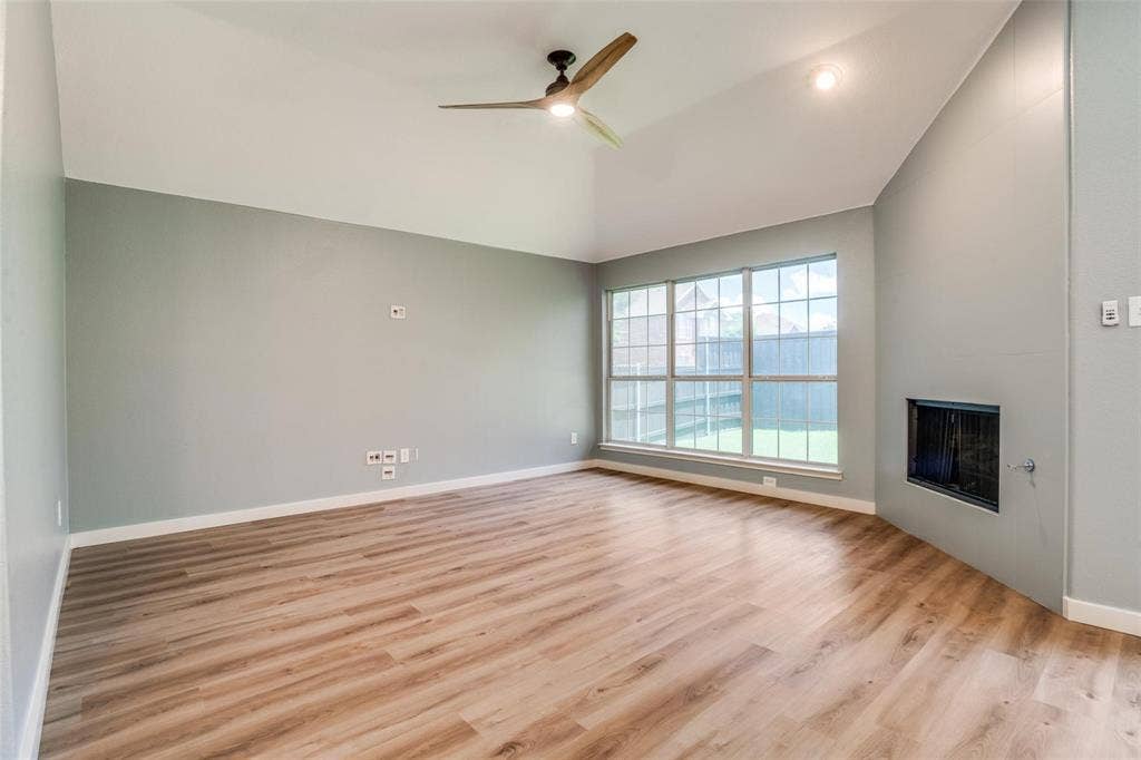 3925 La Tierra Linda Trail, McKinney, TX 75070 3925 La Tierra Linda Trail, McKinney, TX 75070
