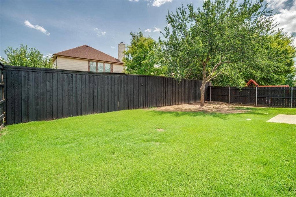 3925 La Tierra Linda Trail, McKinney, TX 75070 3925 La Tierra Linda Trail, McKinney, TX 75070