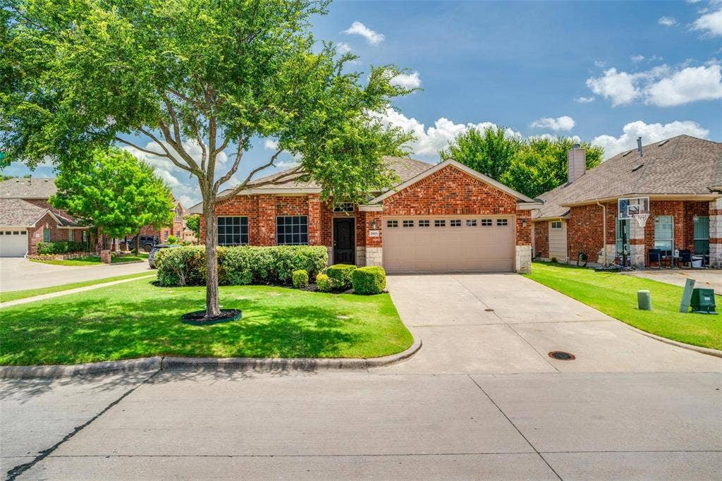 3925 La Tierra Linda Trail, McKinney, TX 75070 3925 La Tierra Linda Trail, McKinney, TX 75070