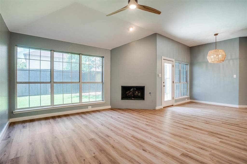 3925 La Tierra Linda Trail, McKinney, TX 75070 3925 La Tierra Linda Trail, McKinney, TX 75070