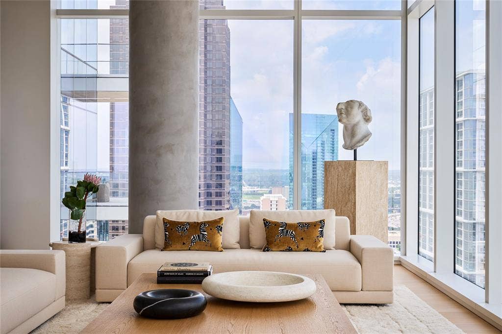 1747 Leonard Street, #2301, Dallas, TX 75201