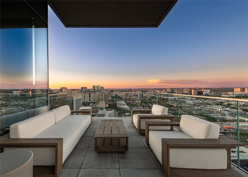 1747 Leonard Street, #2301, Dallas, TX 75201