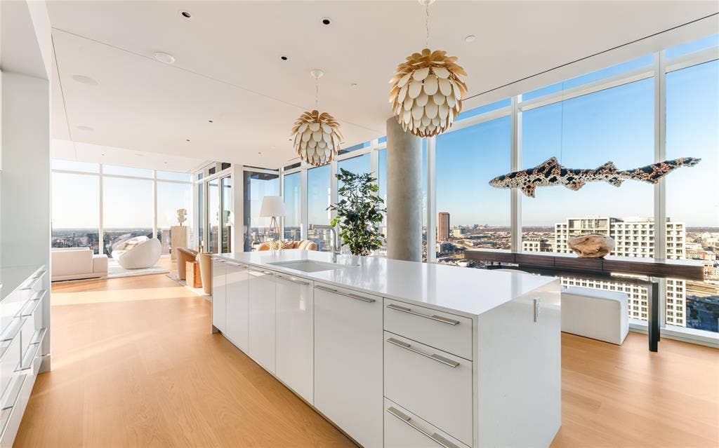 1747 Leonard Street, #2301, Dallas, TX 75201