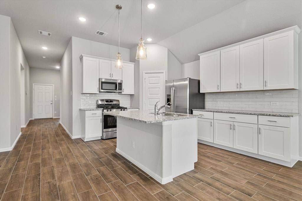 425 Kingsbury Avenue, Princeton, TX 75407 425 Kingsbury Avenue, Princeton, TX 75407