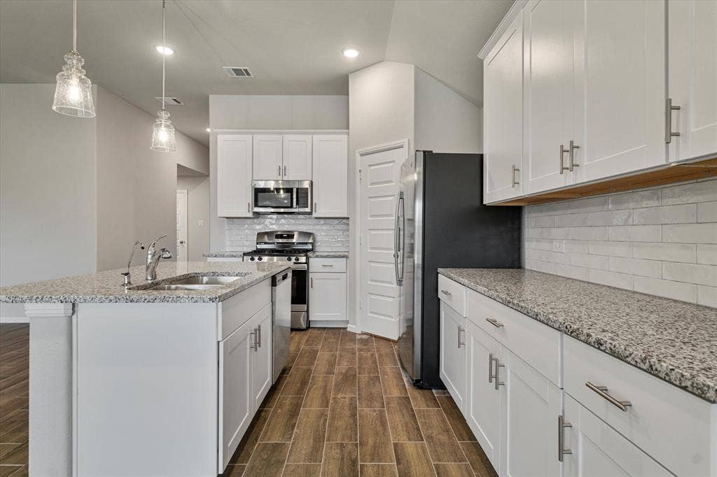 425 Kingsbury Avenue, Princeton, TX 75407 425 Kingsbury Avenue, Princeton, TX 75407