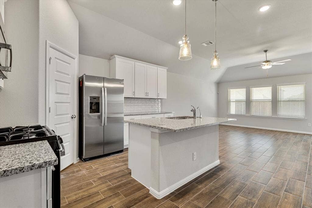 425 Kingsbury Avenue, Princeton, TX 75407 425 Kingsbury Avenue, Princeton, TX 75407
