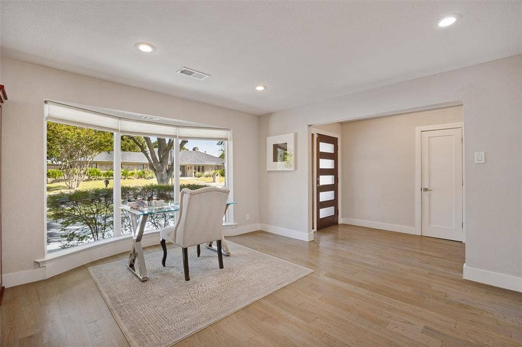 6834 Quarterway Drive, Dallas, TX 75248 6834 Quarterway Drive, Dallas, TX 75248