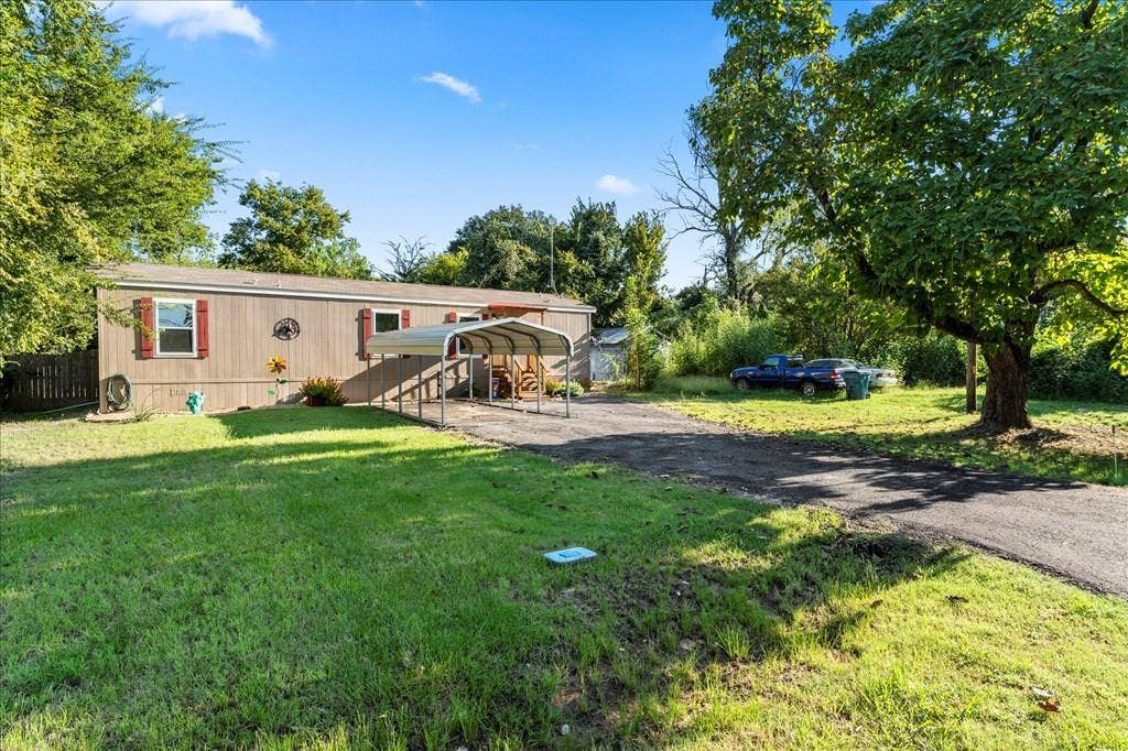 1034 Pleasant Drive, Kemp, TX 75143 1034 Pleasant Drive, Kemp, TX 75143