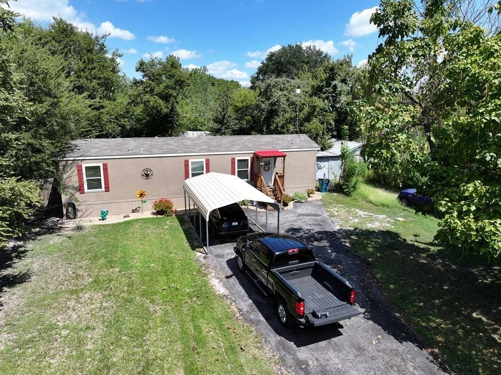 1034 Pleasant Drive, Kemp, TX 75143 1034 Pleasant Drive, Kemp, TX 75143