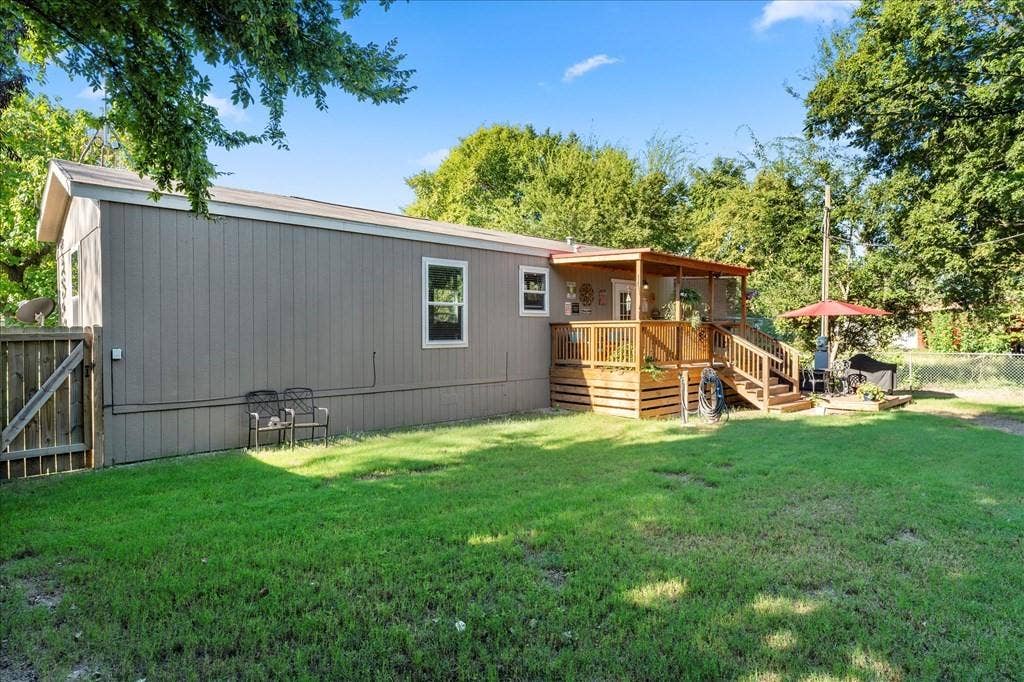 1034 Pleasant Drive, Kemp, TX 75143 1034 Pleasant Drive, Kemp, TX 75143