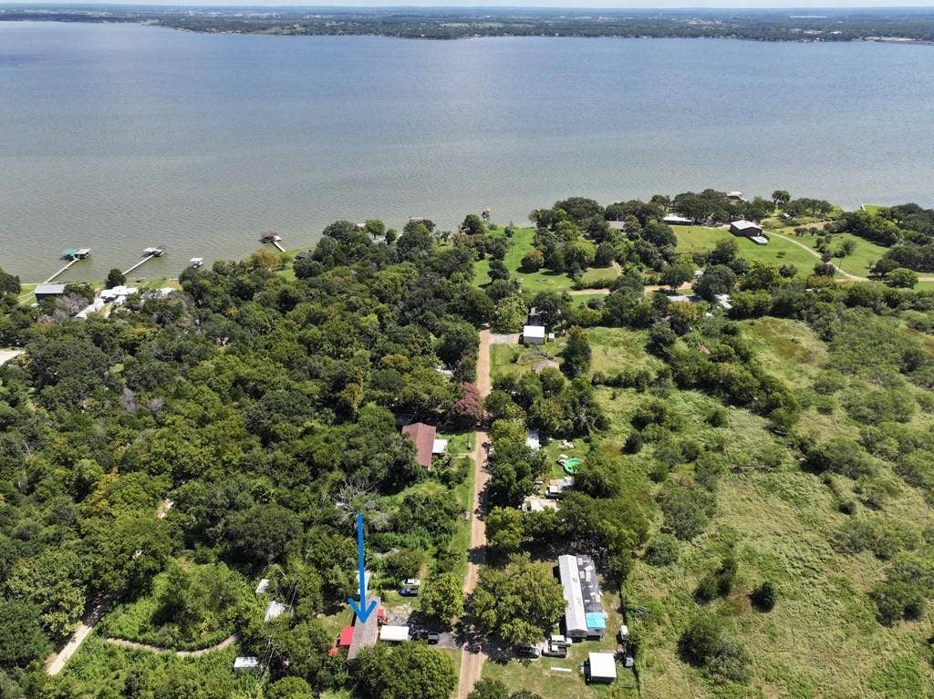 1034 Pleasant Drive, Kemp, TX 75143 1034 Pleasant Drive, Kemp, TX 75143