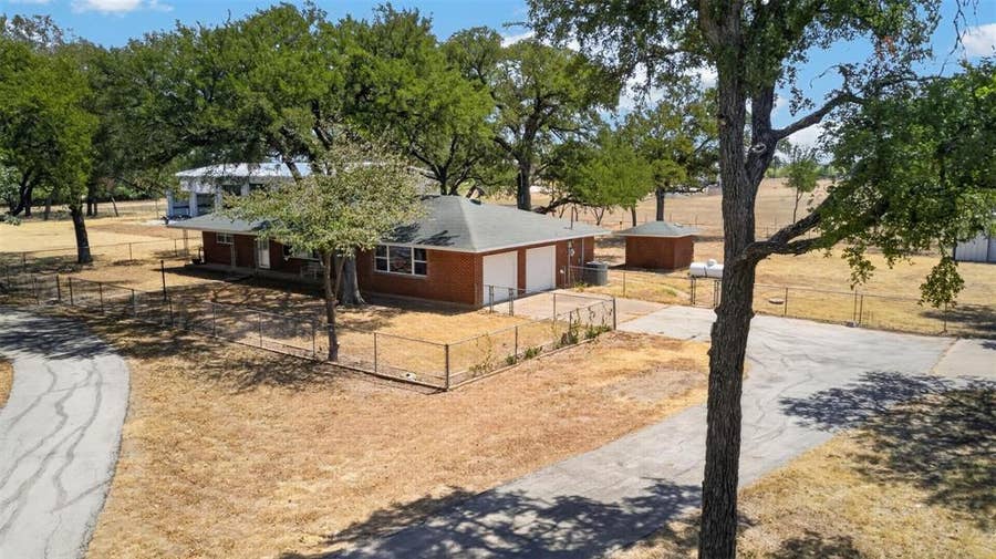 Property photo for 161 Tomlinson Road, #1 & 3, Granbury, TX