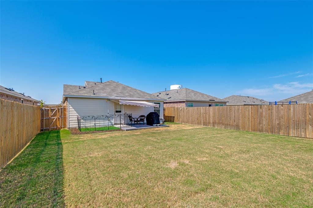 1352 Wedgeleaf Lane, Forney, TX 75126 1352 Wedgeleaf Lane, Forney, TX 75126