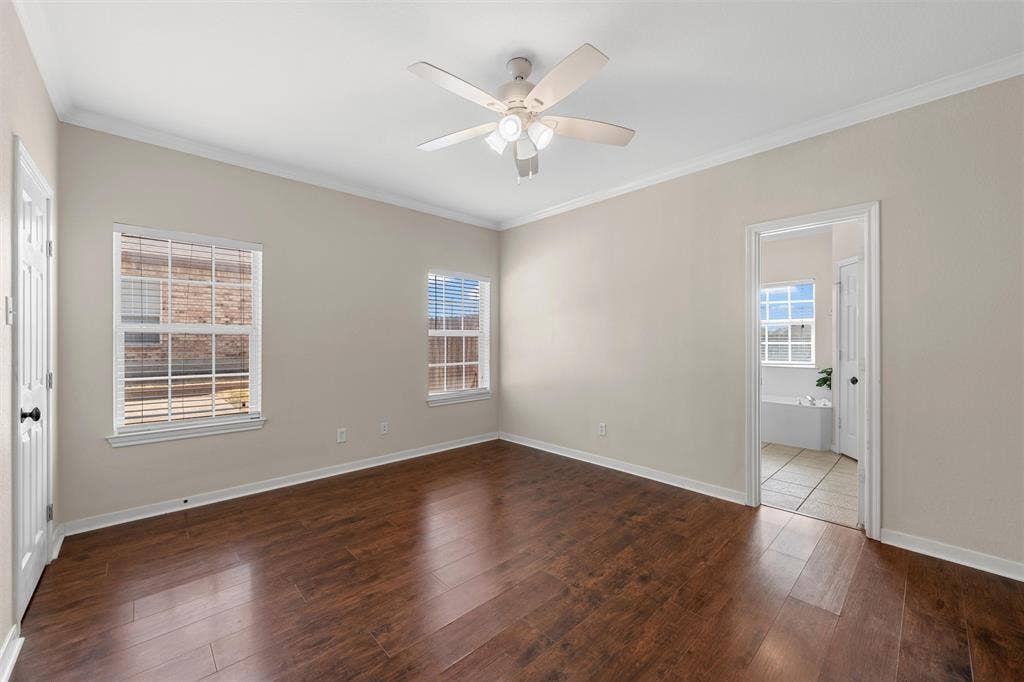 217 Keswick Drive, Hewitt, TX 76643 217 Keswick Drive, Hewitt, TX 76643