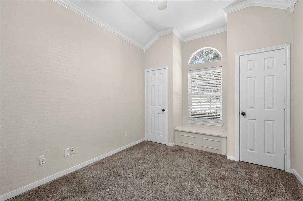 217 Keswick Drive, Hewitt, TX 76643 217 Keswick Drive, Hewitt, TX 76643