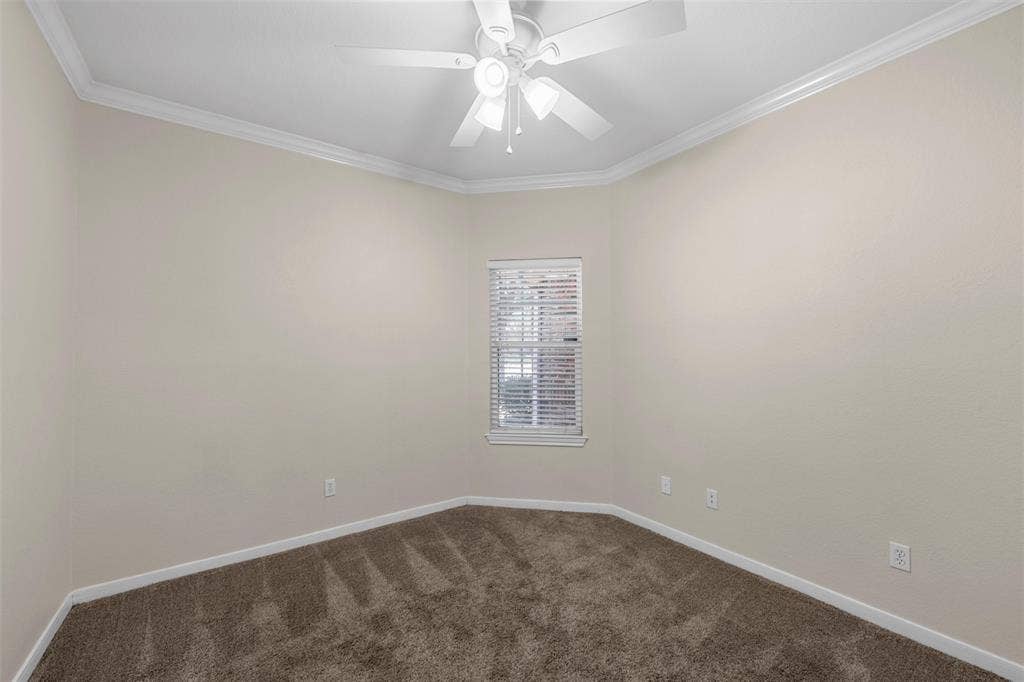 217 Keswick Drive, Hewitt, TX 76643 217 Keswick Drive, Hewitt, TX 76643
