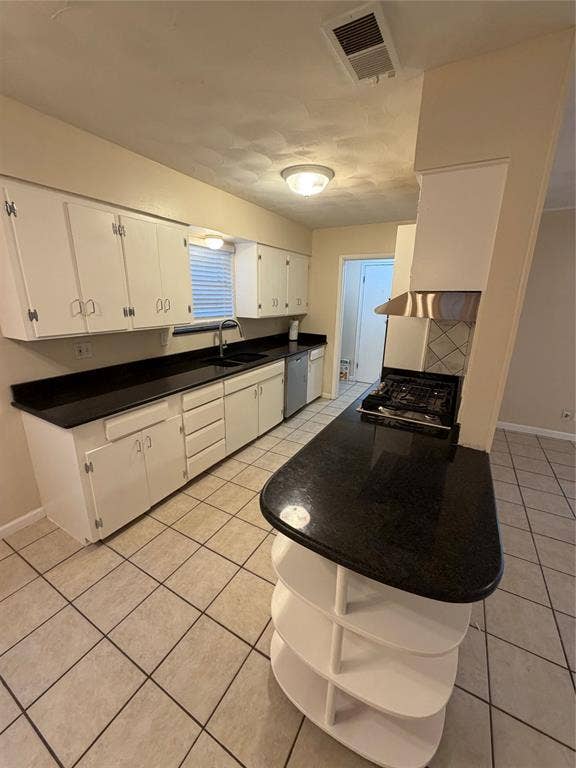 2323 Springhill Drive, Dallas, TX 75228 2323 Springhill Drive, Dallas, TX 75228