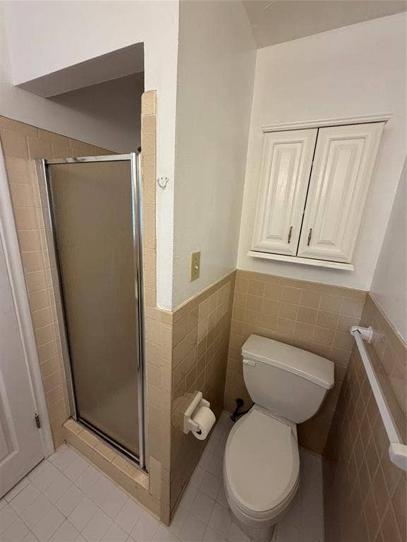 2323 Springhill Drive, Dallas, TX 75228 2323 Springhill Drive, Dallas, TX 75228