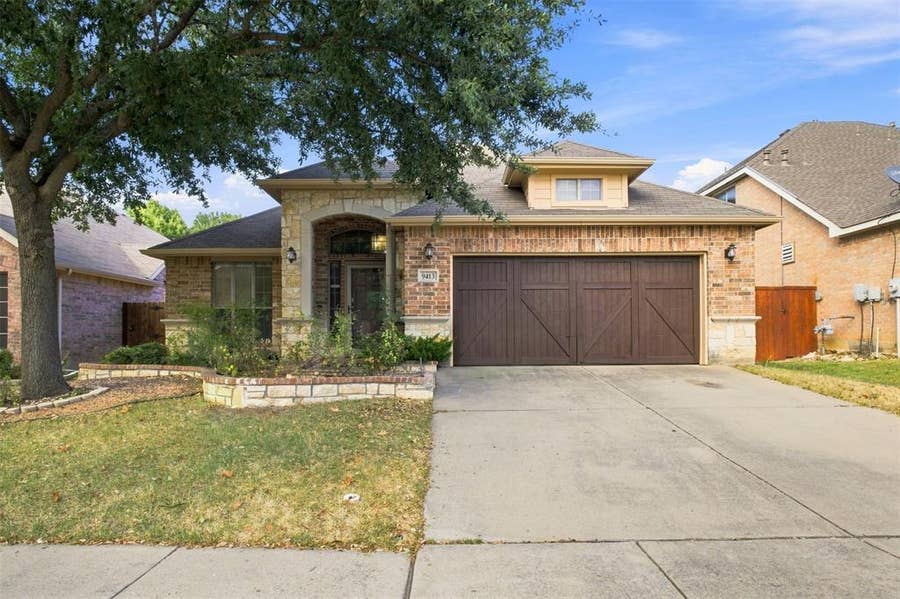 Property photo for 9413 Granger Lane, Fort Worth, TX