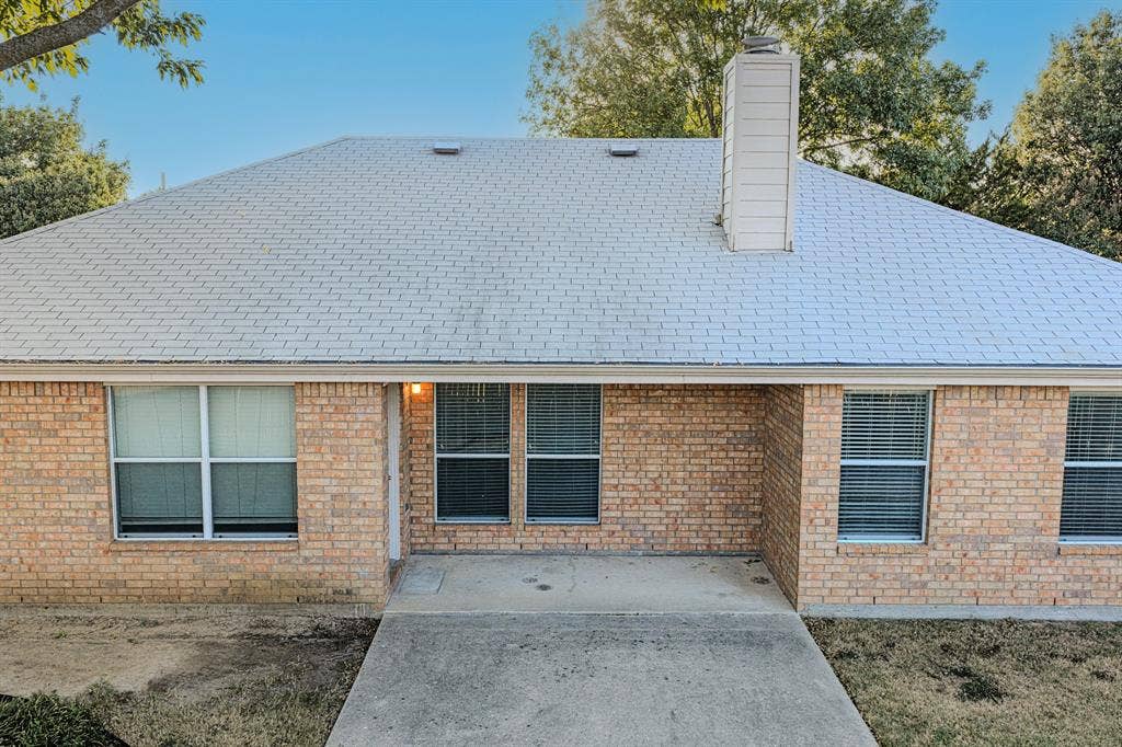 2712 Douglas Drive, McKinney, TX 75071 2712 Douglas Drive, McKinney, TX 75071