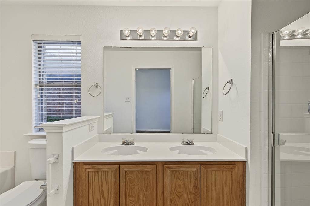 2712 Douglas Drive, McKinney, TX 75071 2712 Douglas Drive, McKinney, TX 75071