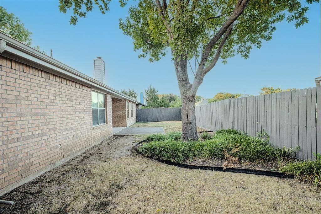 2712 Douglas Drive, McKinney, TX 75071 2712 Douglas Drive, McKinney, TX 75071