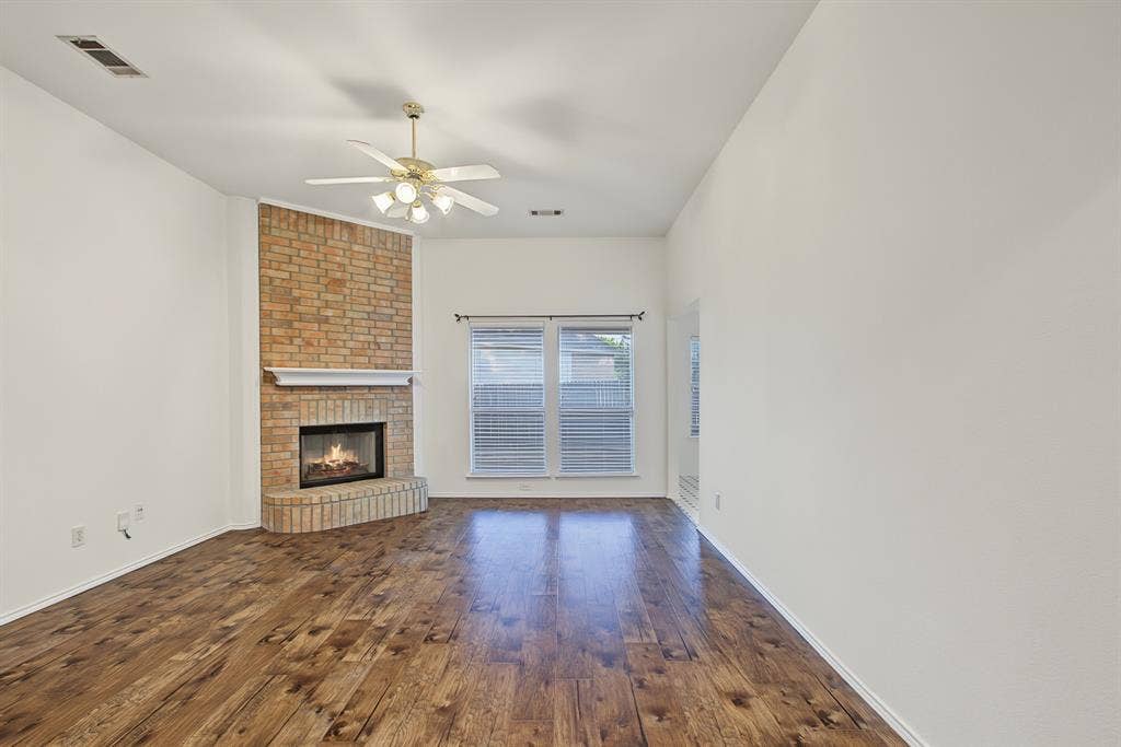 2712 Douglas Drive, McKinney, TX 75071 2712 Douglas Drive, McKinney, TX 75071