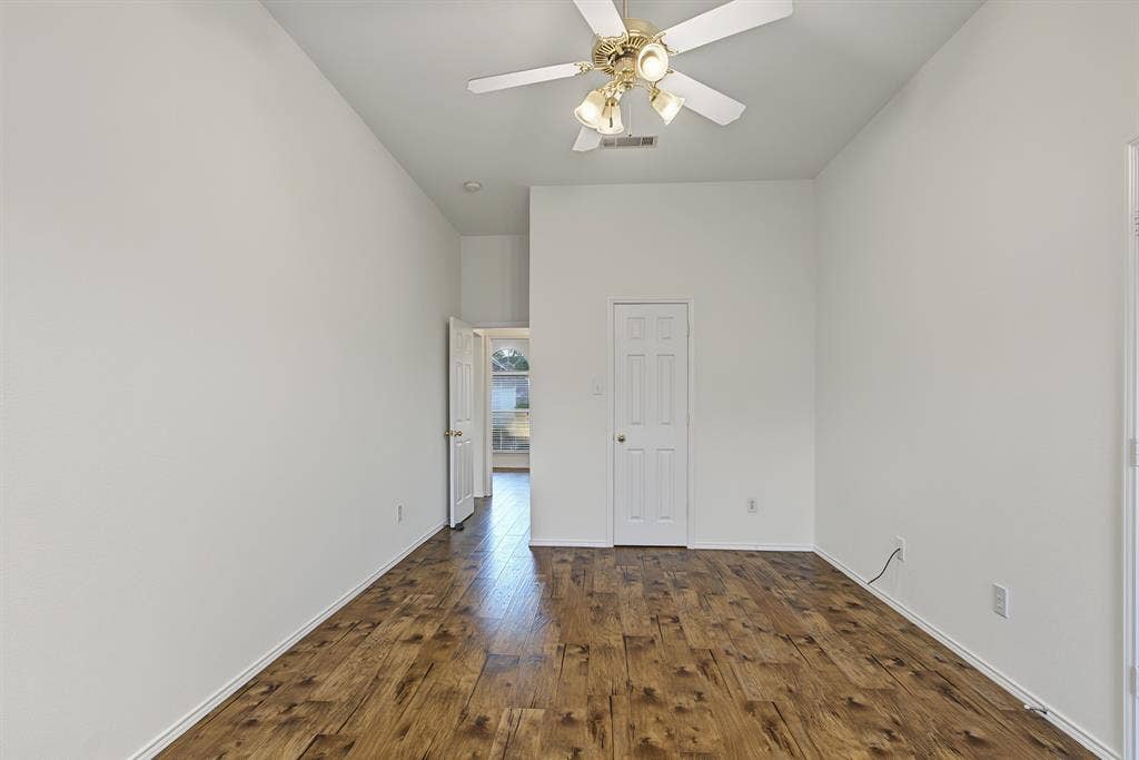 2712 Douglas Drive, McKinney, TX 75071 2712 Douglas Drive, McKinney, TX 75071
