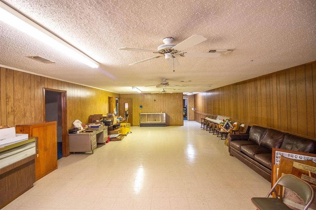 402 Legendary Lane, Gun Barrel City, TX 75156 402 Legendary Lane, Gun Barrel City, TX 75156