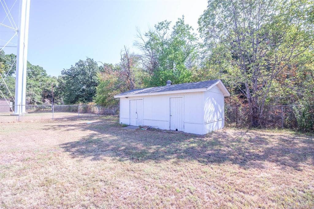 402 Legendary Lane, Gun Barrel City, TX 75156 402 Legendary Lane, Gun Barrel City, TX 75156